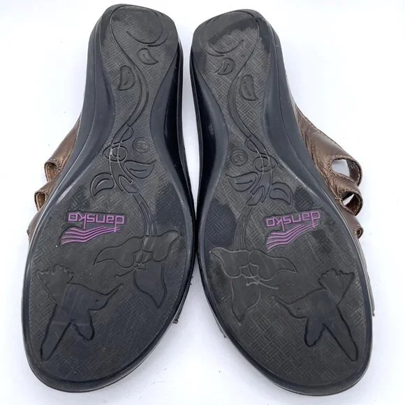 Dansko Janie Leather Five Strap Slip On Sandals, 39 - Picture 8 of 10